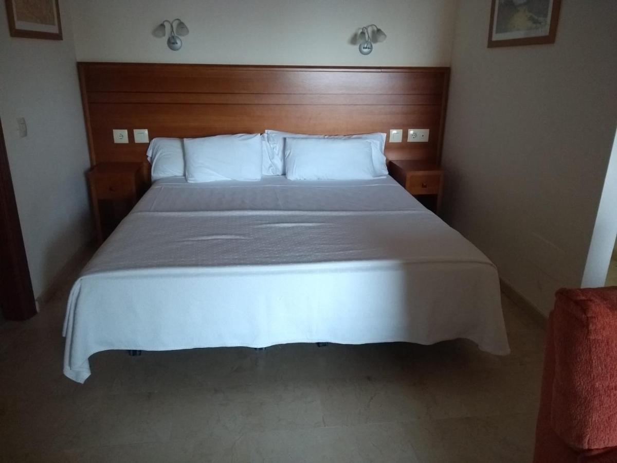 Apartamentos Don Juan Манільва Екстер'єр фото